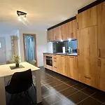 Апартаменты Gemuetliche Mit Bergblick *